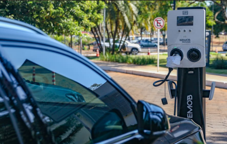Mariana terá três estações de carregamento para carros elétricos