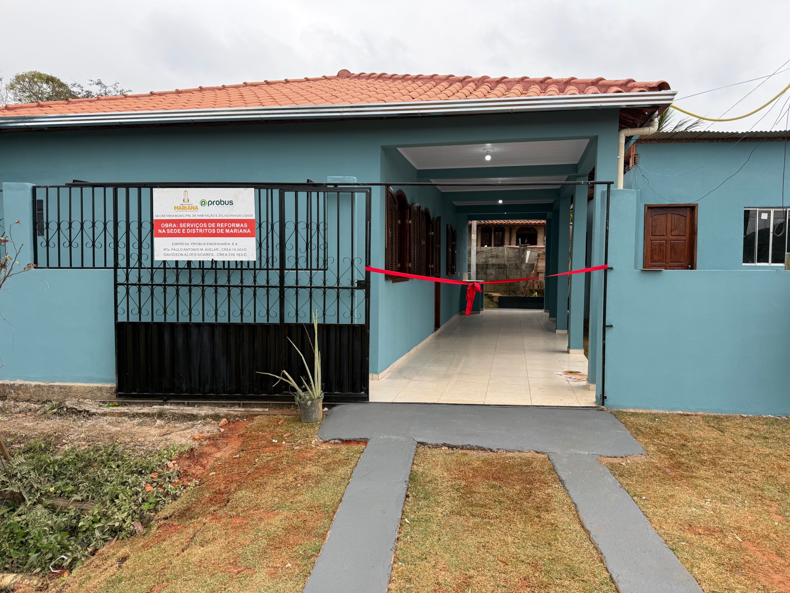 Prefeitura de Mariana realiza a entrega da 11ª moradia pelo programa Arrumando a Casa
