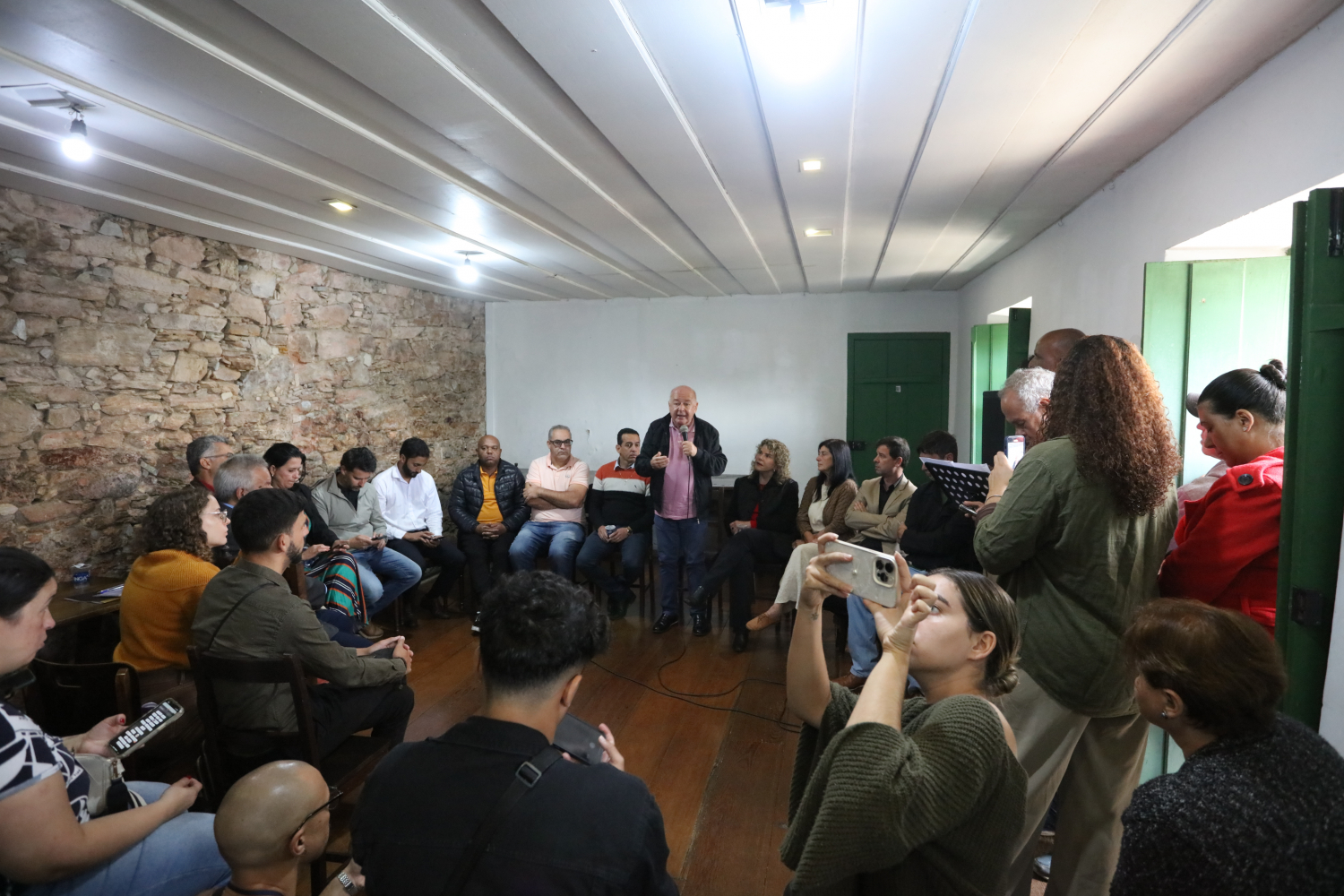 Transporte público de Ouro Preto passa a ter tarifa única de R$ 2,00