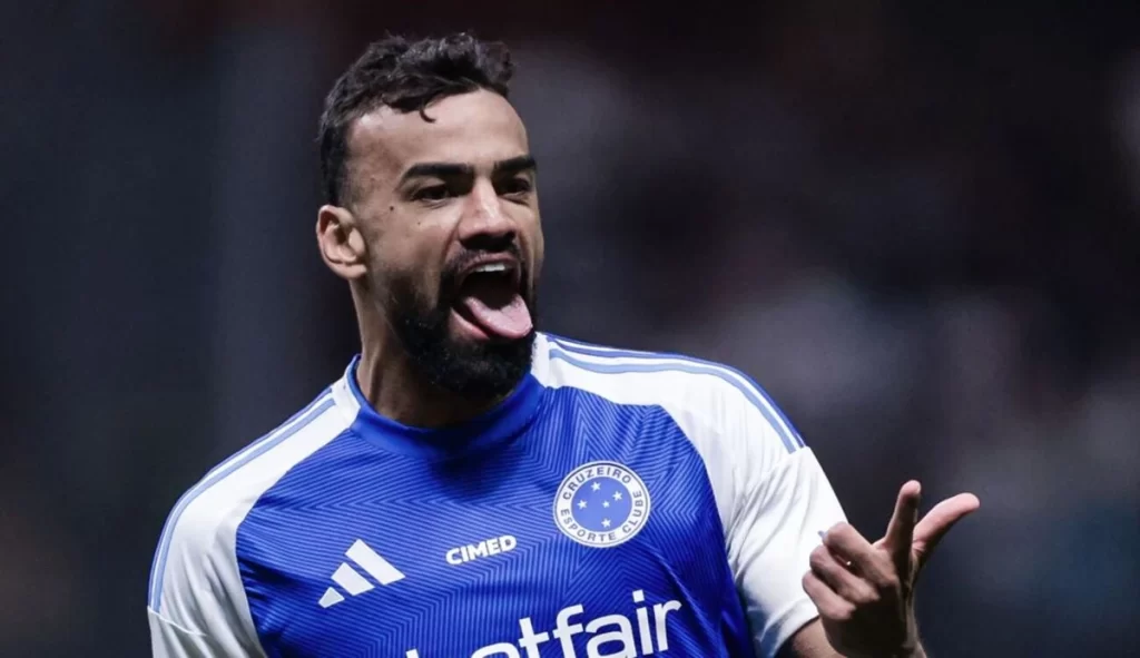 Zagueiro é chamado pelo treinador italiano pela terceira vez consecutiva