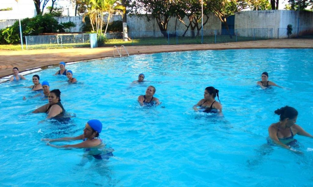 Aulas dos núcleos de Hidroginástica adulta e Natação Infantil já vão começar