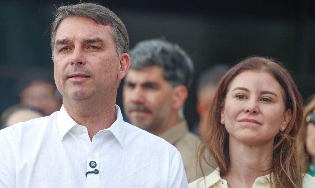 Ida a debate muda planos de aliados de Flávio sobre evento em BH