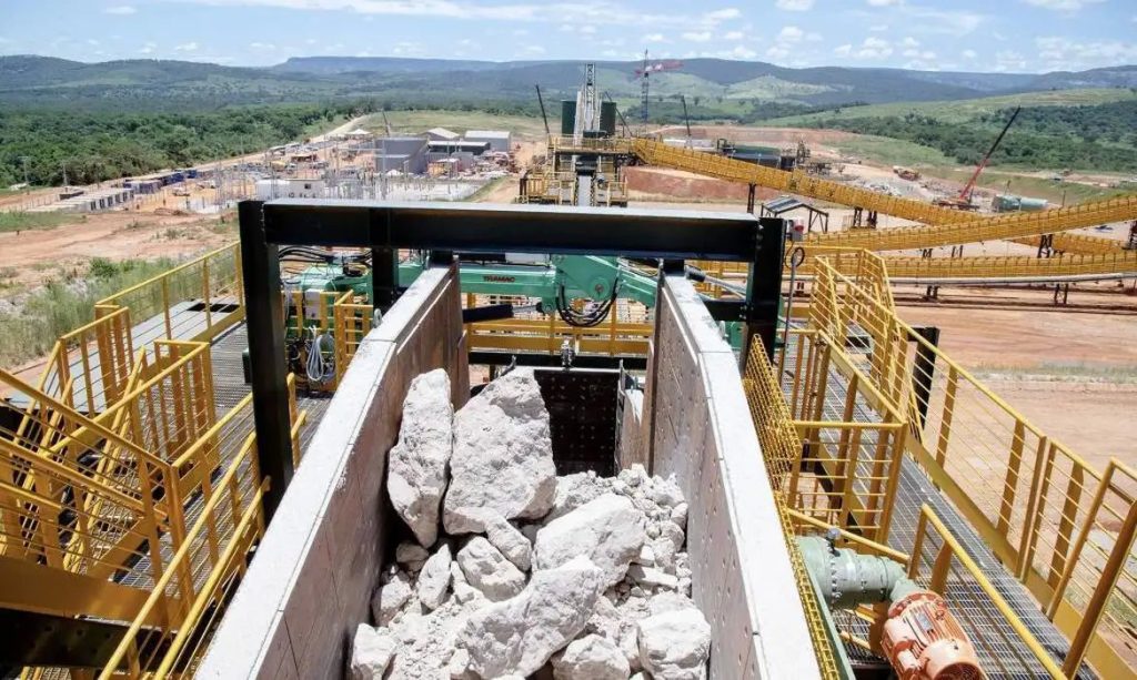 Sigma Lithium e concorrente canadense disputam reserva milionária no Jequitinhonha