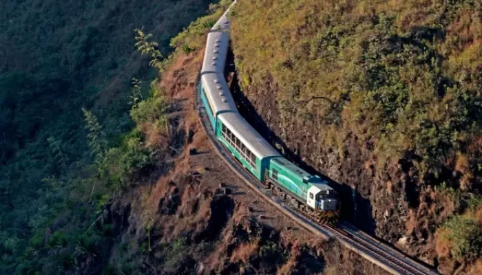 Após seis anos de suspensão, trecho ferroviário de 18 quilômetros passa por obras de recuperação, com retomada prevista para 2027, mas ainda condicionada à conclusão das etapas necessárias para reativar o serviço | Foto: Vale