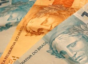 Dinheiro esquecido: quem trabalhou entre 1971 e 1988 pode ter até R$ 2.900 a receber Publicado e...