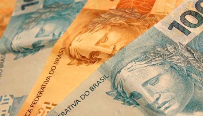 Dinheiro esquecido: quem trabalhou entre 1971 e 1988 pode ter até R$ 2.900 a receber Publicado e...