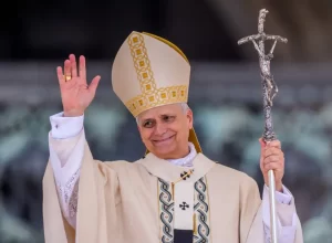 2025-05-18t173923z_1747589960_dpaf250518x99x895289_rtrfipp_4_religion-church-pope-gestures