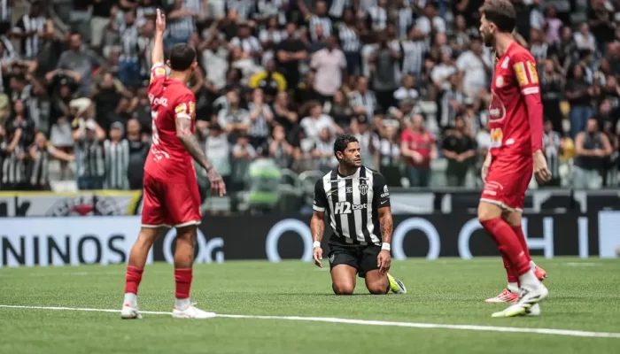 Hulk-na-partida-entre-Atletico-x-Tombense-scaled-aspect-ratio-512-320