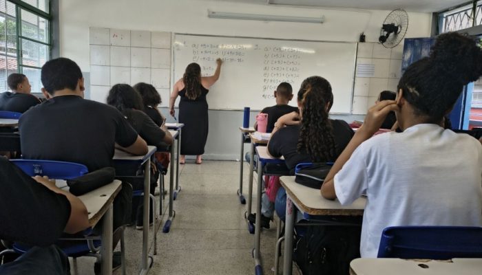A mudança na cúpula da Secretaria de Educação de Minas