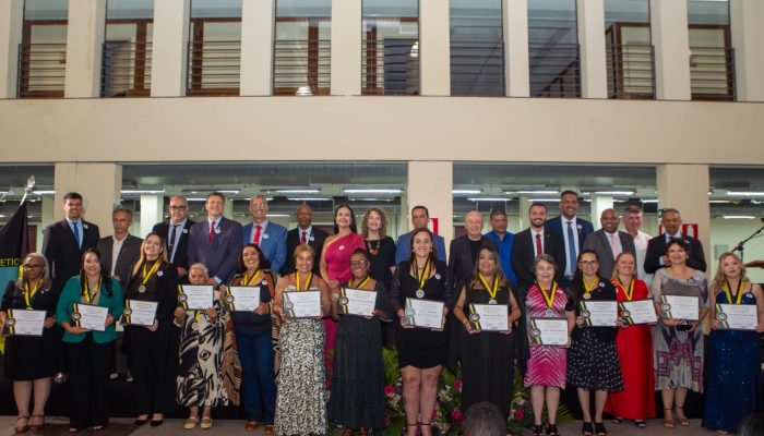 Câmara de Ouro Preto reconhece trajetória feminina por meio da Medalha Mulher Destaque 2026 1