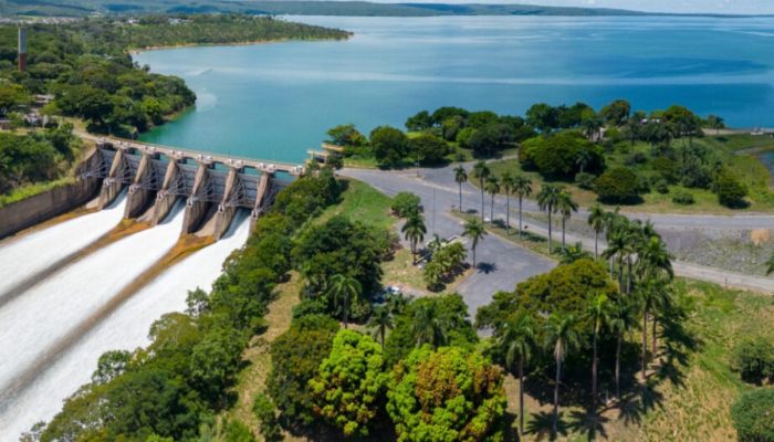 Cemig vai aumentar vazão de Três Marias com abertura parcial de vertedouro