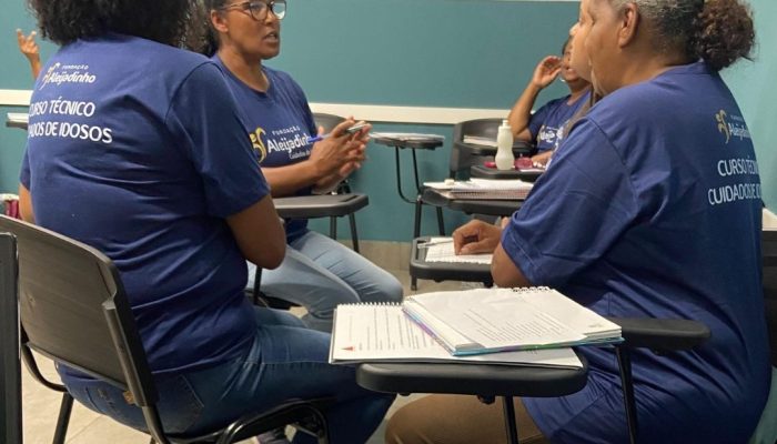 Fundação Aleijadinho está com inscrições abertas para o Curso Técnico em Cuidados de Idosos pelo Trilhas do Futuro 7