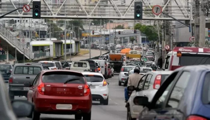 gil-leonardi-imprensa-mg-696x464