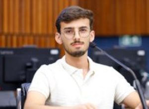 Entre Rios tem representante eleito para etapa estadual do Parlamento Jovem Minas Publicado em 14...