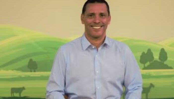 Márcio Santos, apresentador da TV Integração, morre aos 55 anos Publicado em 15 de setembro de...