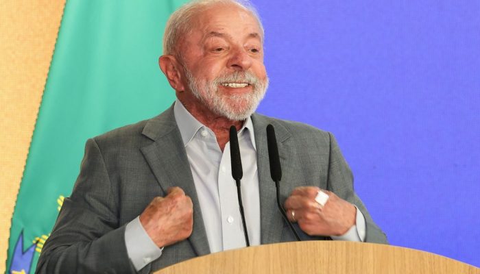 Lula vira em Minas e mantém tradição: quem vence no estado leva o país