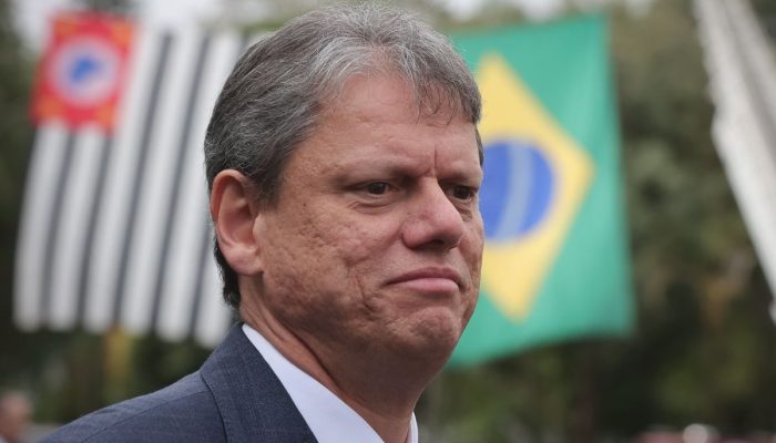 O plano do Republicanos por trás da aproximação entre Cleitinho e Tarcísio